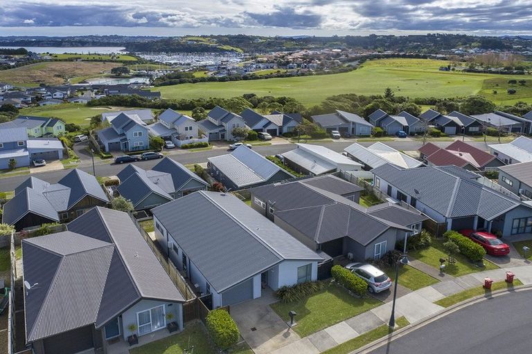 Photo of property in 29 Barcliff Terrace, Gulf Harbour, Whangaparaoa, 0930