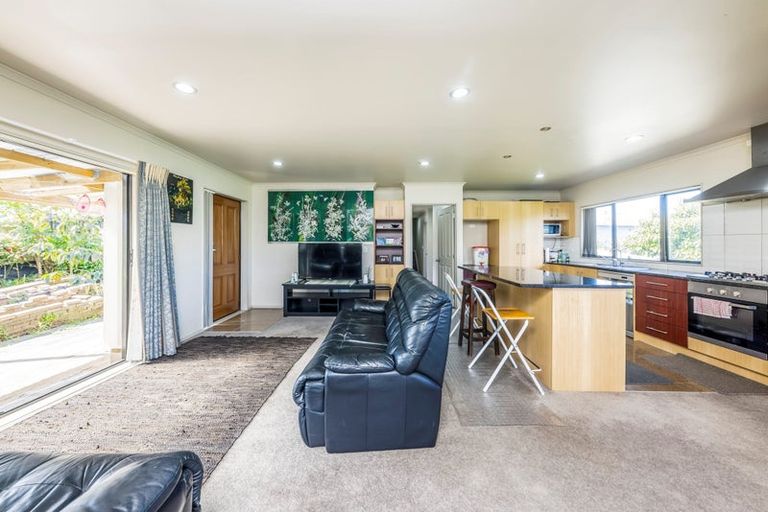 Photo of property in 21 Olive Crescent, Papatoetoe, Auckland, 2025