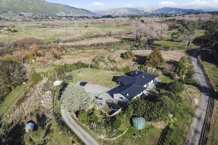 Photo of property in 151 Peka Peka Road, Peka Peka, Waikanae, 5391