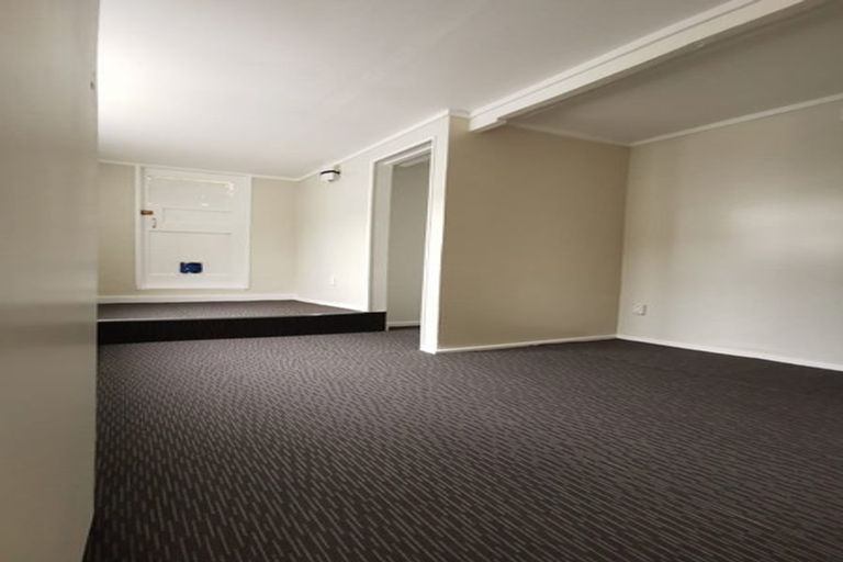 Photo of property in 10 Korokoro Road, Korokoro, Lower Hutt, 5012
