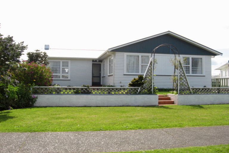 Photo of property in 82 Fitzherbert Avenue, Tawhero, Whanganui, 4501