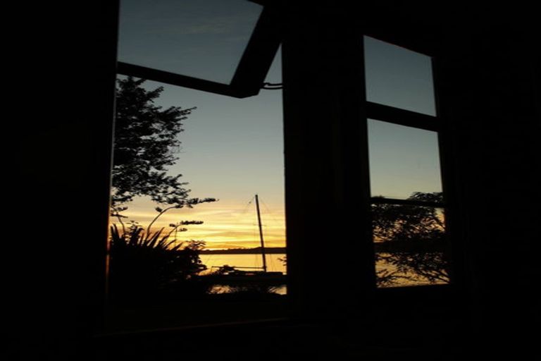 Photo of property in 1 Aramoana Road, Careys Bay, Port Chalmers, 9082