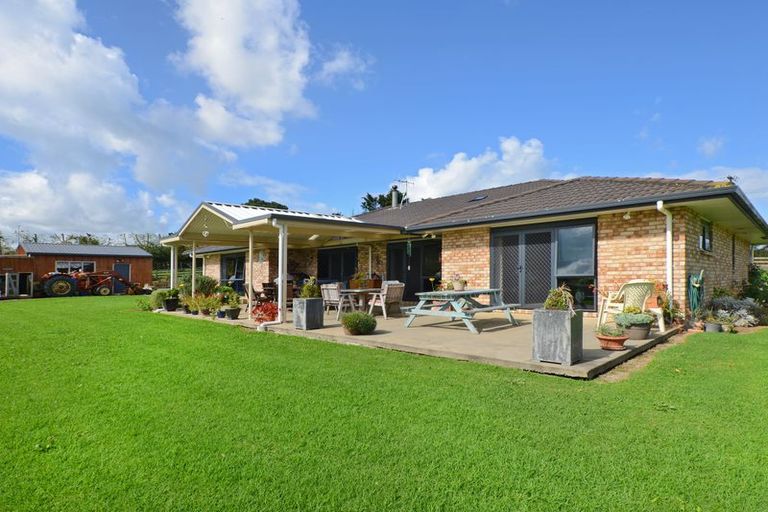Photo of property in 262 Mckinley Road, Kokopu, Whangarei, 0179