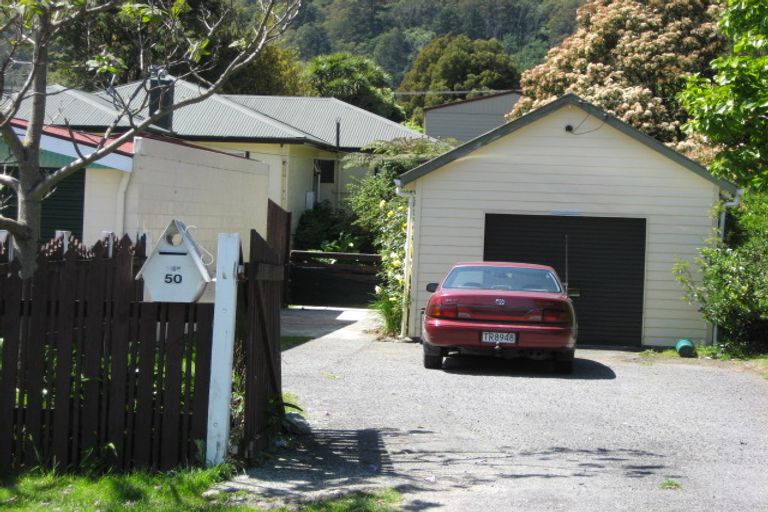 Photo of property in 50 Durham Street, Picton, 7220
