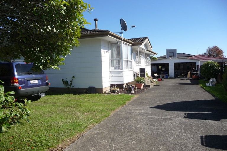 Photo of property in 405 Bucklands Beach Road, Bucklands Beach, Auckland, 2012
