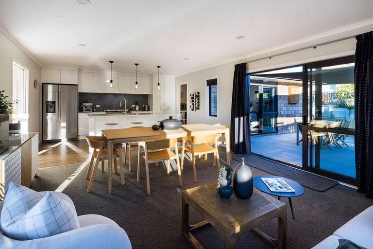 Photo of property in 9 Denham Court, Flagstaff, Hamilton, 3210