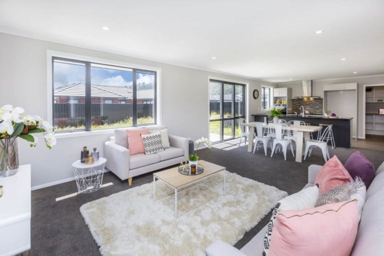 Photo of property in 31 Gilruth Road, Wallaceville, Upper Hutt, 5018