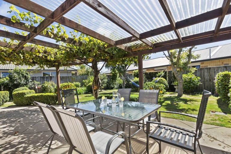 Photo of property in 50 Wentworth Drive, Rototuna North, Hamilton, 3210