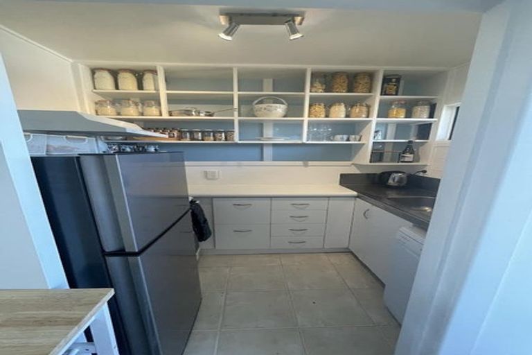 Photo of property in 20/4 Claremont Grove, Mount Victoria, Wellington, 6011