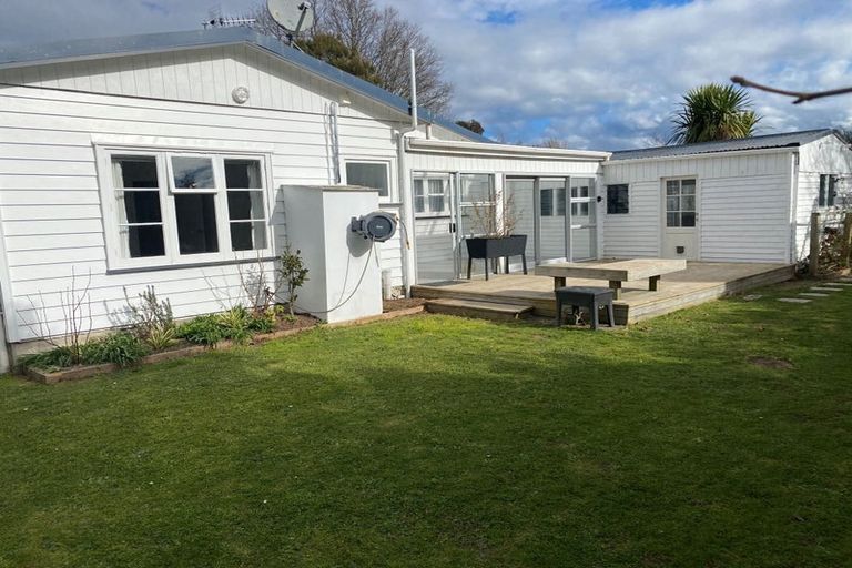 Photo of property in 10 Bentinck Street, Wallaceville, Upper Hutt, 5018
