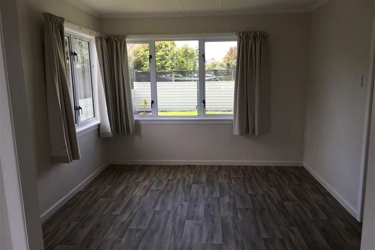 Photo of property in 36 Cornfoot Street, Castlecliff, Whanganui, 4501