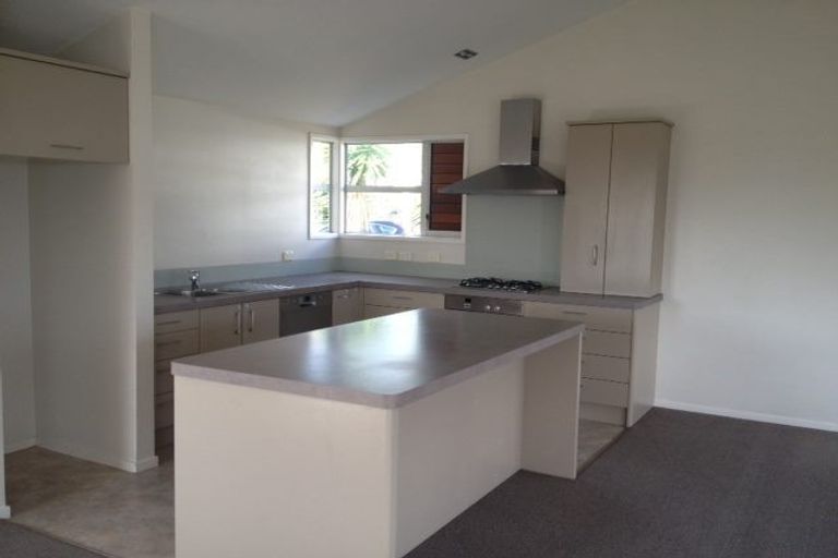 Photo of property in 26 Lucas Way, Albany, Auckland, 0632