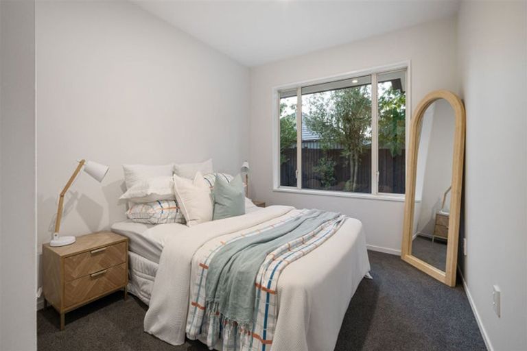 Photo of property in 4 Monterey Place, Parklands, Christchurch, 8083