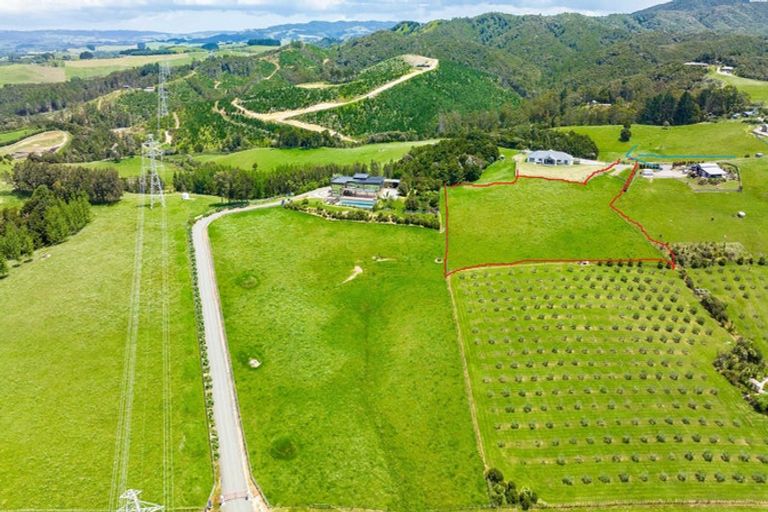 Photo of property in 211 Sandford Road, Ruakaka, Whangarei, 0171