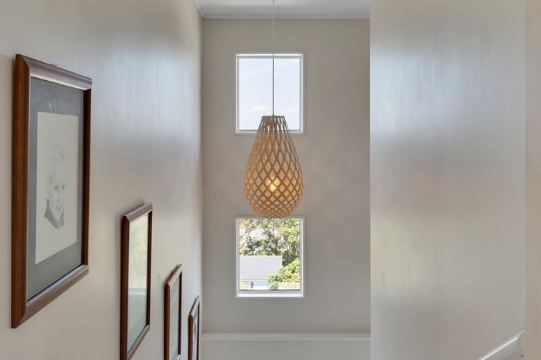 Photo of property in 6 Scott Street, Moturoa, New Plymouth, 4310