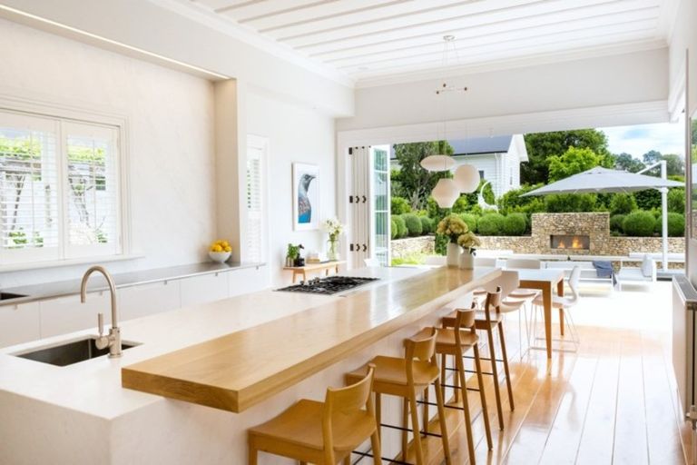 Photo of property in 337 Te Mata Road, Havelock North, 4294