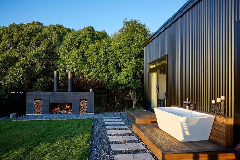 Photo of property in 3 Ingles Drive, Kaikoura Flat, Kaikoura, 7371