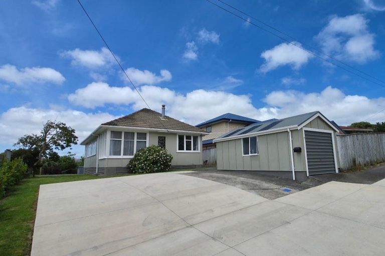 Photo of property in 7 Aparangi Crescent, Elsdon, Porirua, 5022