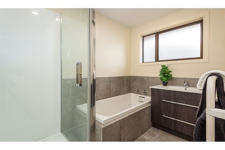 Photo of property in 1/127 Reynolds Avenue, Bishopdale, Christchurch, 8053