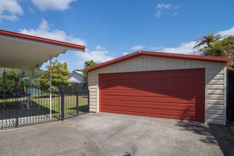 Photo of property in 25 Mckee Avenue, Fenton Park, Rotorua, 3010