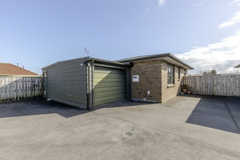 Photo of property in 5/13 Cracroft Street, Waitara, 4320