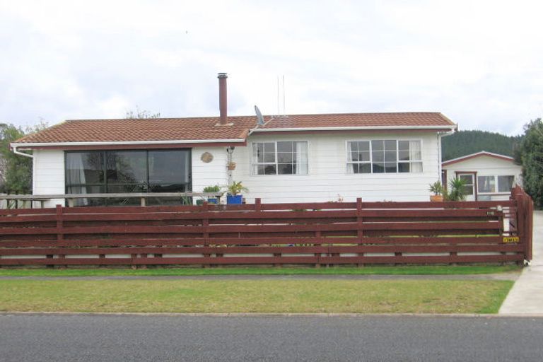 Photo of property in 109 Lorraine Place, Whangamata, 3620