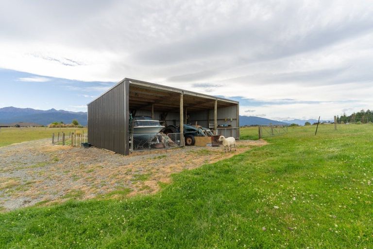 Photo of property in 10 Black Lane, Te Anau, 9672