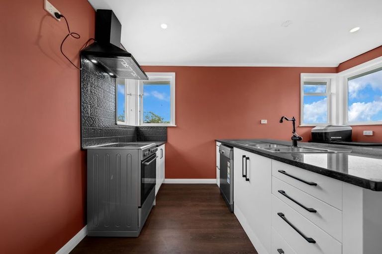 Photo of property in 73 Te Puea Avenue, Meremere, Mercer, 2474