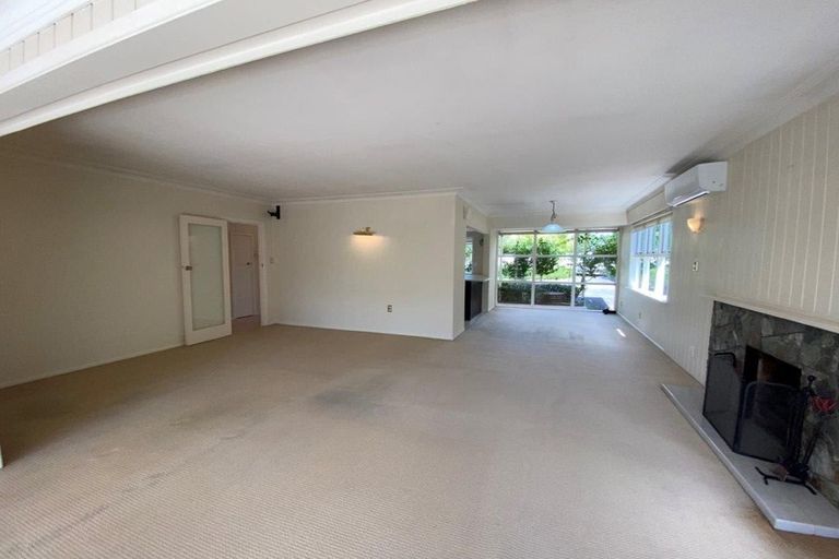 Photo of property in 9 Kerswill Place, Pakuranga, Auckland, 2010