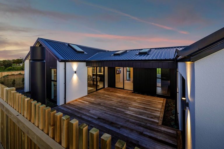 Photo of property in 13 Papawhero Drive, Bell Block, New Plymouth, 4312