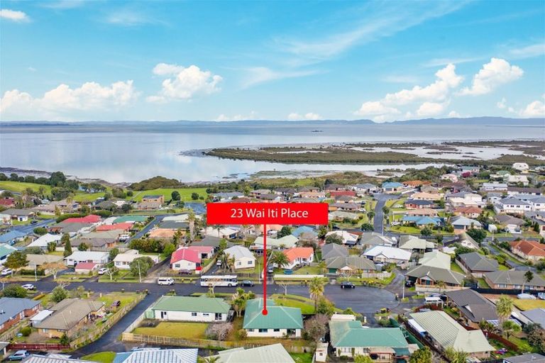 Photo of property in 23 Wai Iti Place, Clendon Park, Auckland, 2103