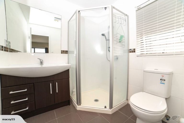 Photo of property in 9 Maadi Place, Papakura, 2110