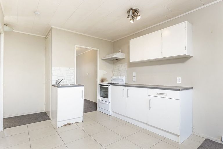 Photo of property in 1/34 Rata Street, New Lynn, Auckland, 0600