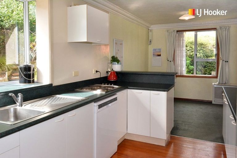 Photo of property in 465 Kaikorai Valley Road, Bradford, Dunedin, 9011