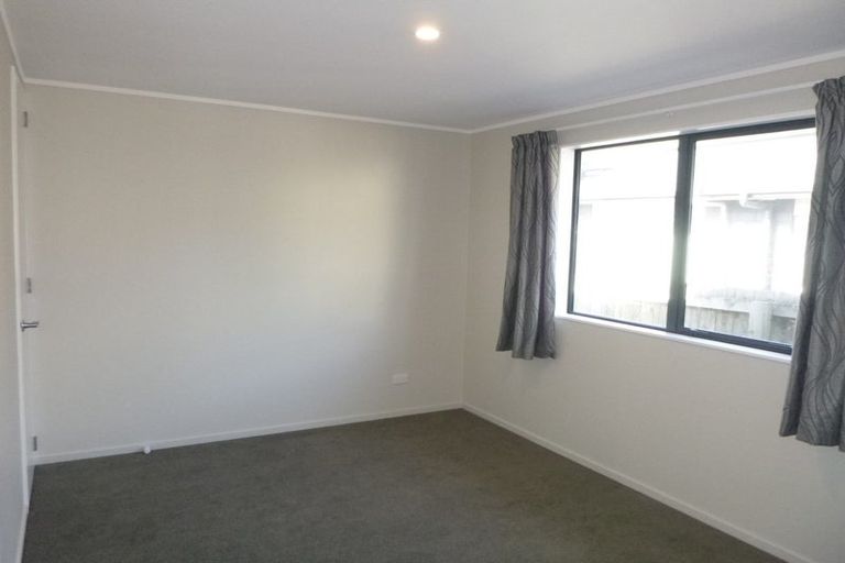 Photo of property in 22a Melba Street, Beach Haven, Auckland, 0626
