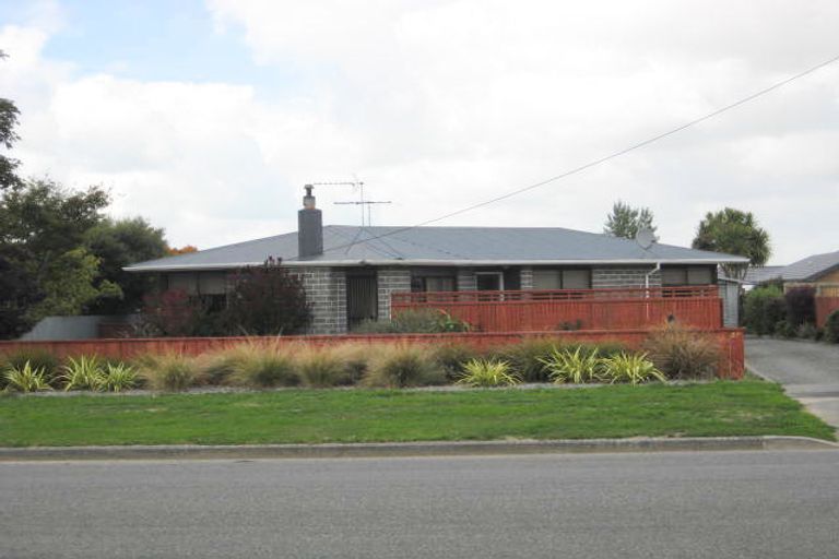 Photo of property in 23 Cardale Street, Darfield, 7510