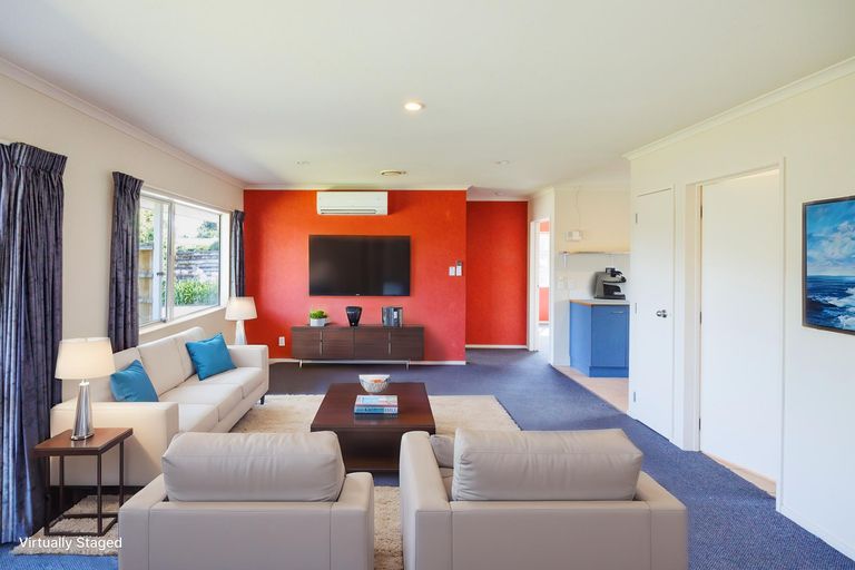 Photo of property in 23a Dorset Crescent, Hokowhitu, Palmerston North, 4410