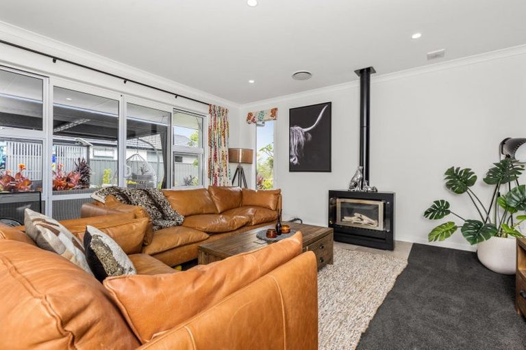 Photo of property in 24 Rakaia Way, Poraiti, Napier, 4112