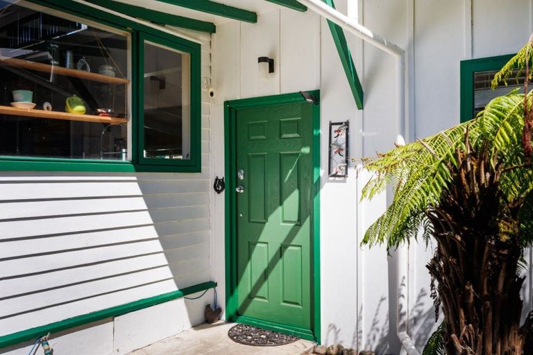 Photo of property in 124 Awahou Road South, Ashhurst, 4884