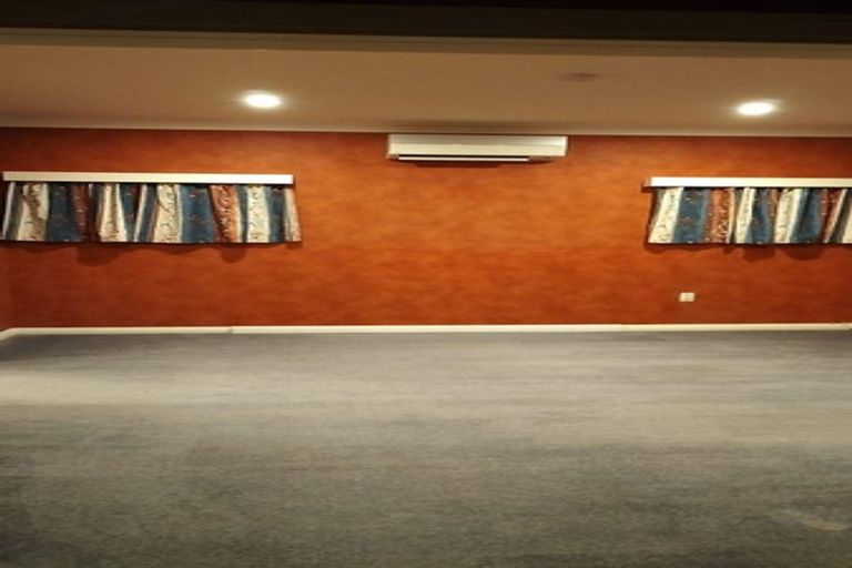 Photo of property in 71 Keeling Street, West End, Palmerston North, 4412