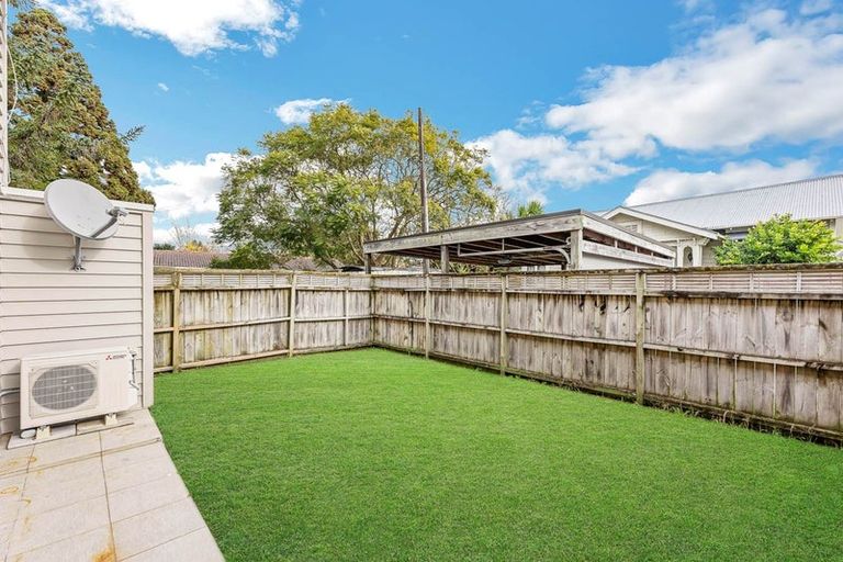 Photo of property in 22/45a Swanson Road, Henderson, Auckland, 0610