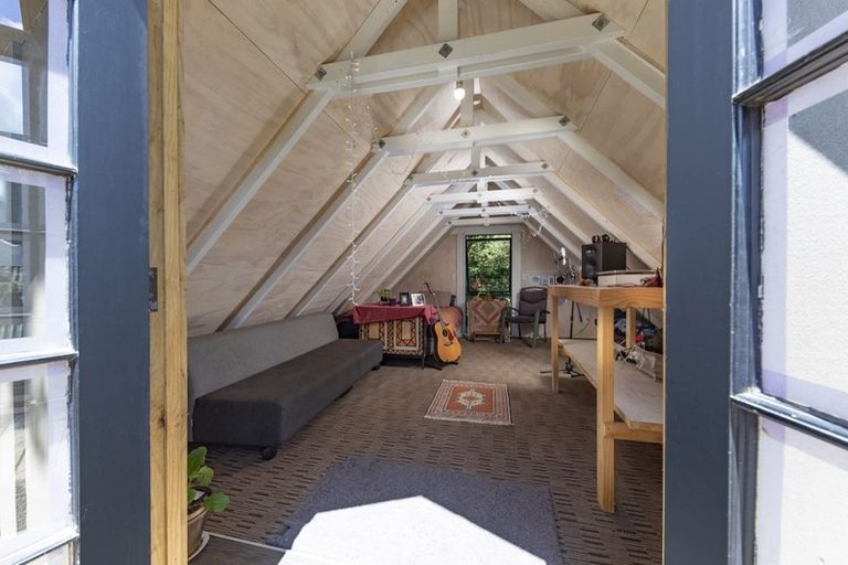 Photo of property in 121 Lone Kauri Road, Karekare, New Lynn, 0772