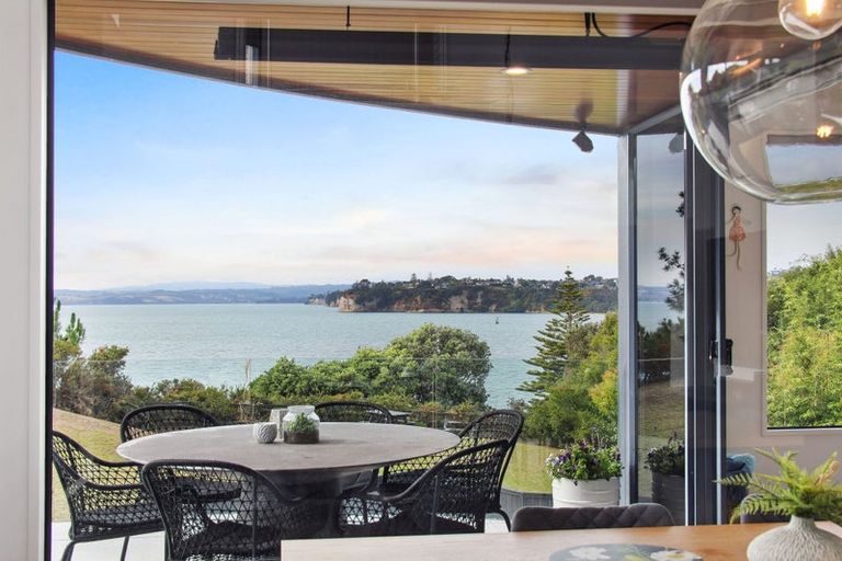 Photo of property in 162a Clovelly Road, Bucklands Beach, Auckland, 2012
