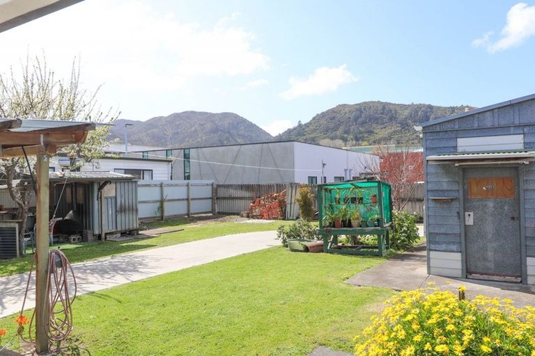 Photo of property in 322 Queen Sh25 Street, Thames, 3500