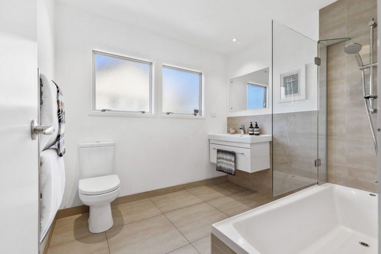 Photo of property in 65a Moa Road, Point Chevalier, Auckland, 1022