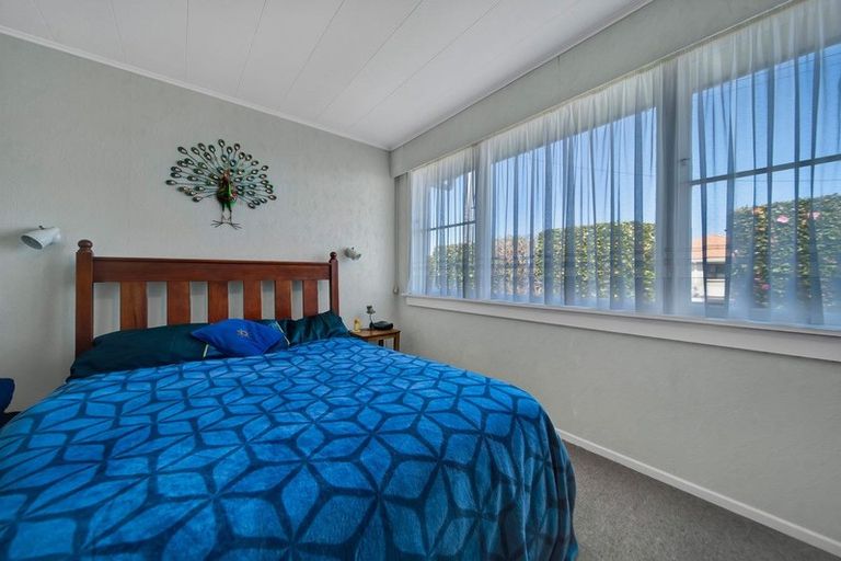 Photo of property in 12 Surrey Street, Hawera, 4610