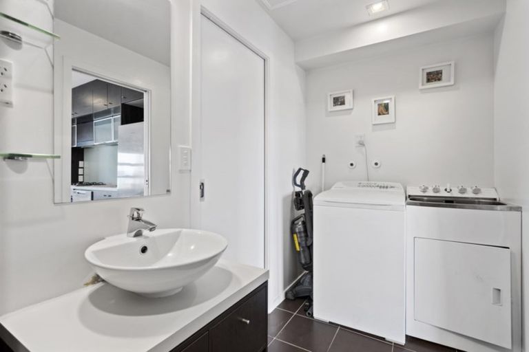 Photo of property in 2d/221 Great North Road, Grey Lynn, Auckland, 1021