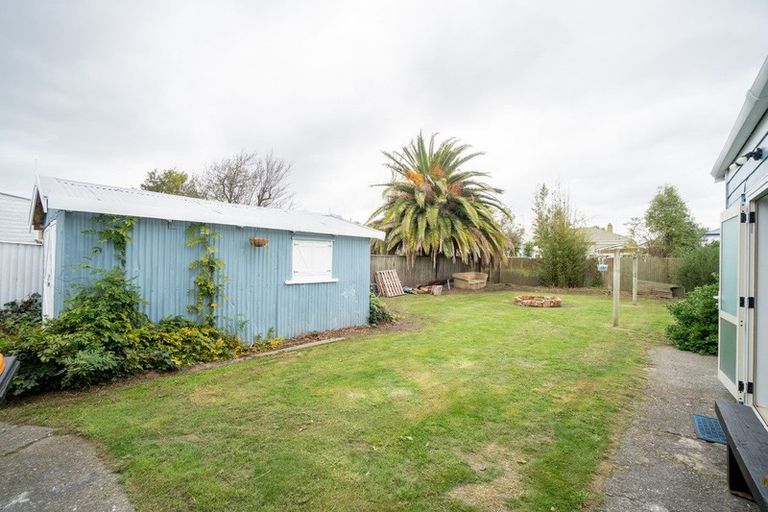 Photo of property in 35 Waldegrave Street, Palmerston North, 4410