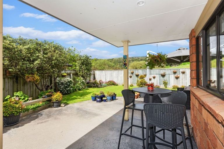 Photo of property in 17 Sams Way, Raumati South, Paraparaumu, 5032