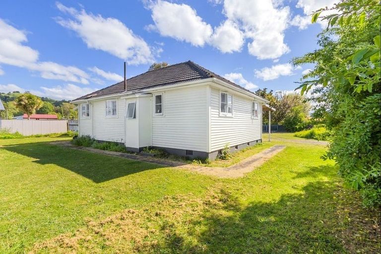 Photo of property in 17 Ngatai Street, Taumarunui, 3920